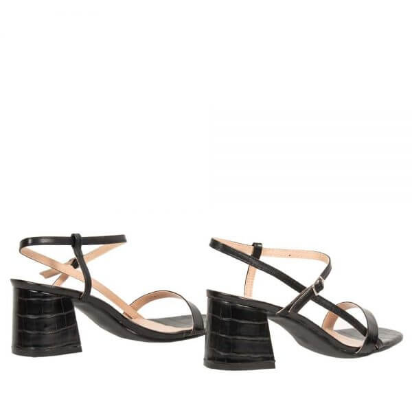 LOW SANDALS BLACK L3241