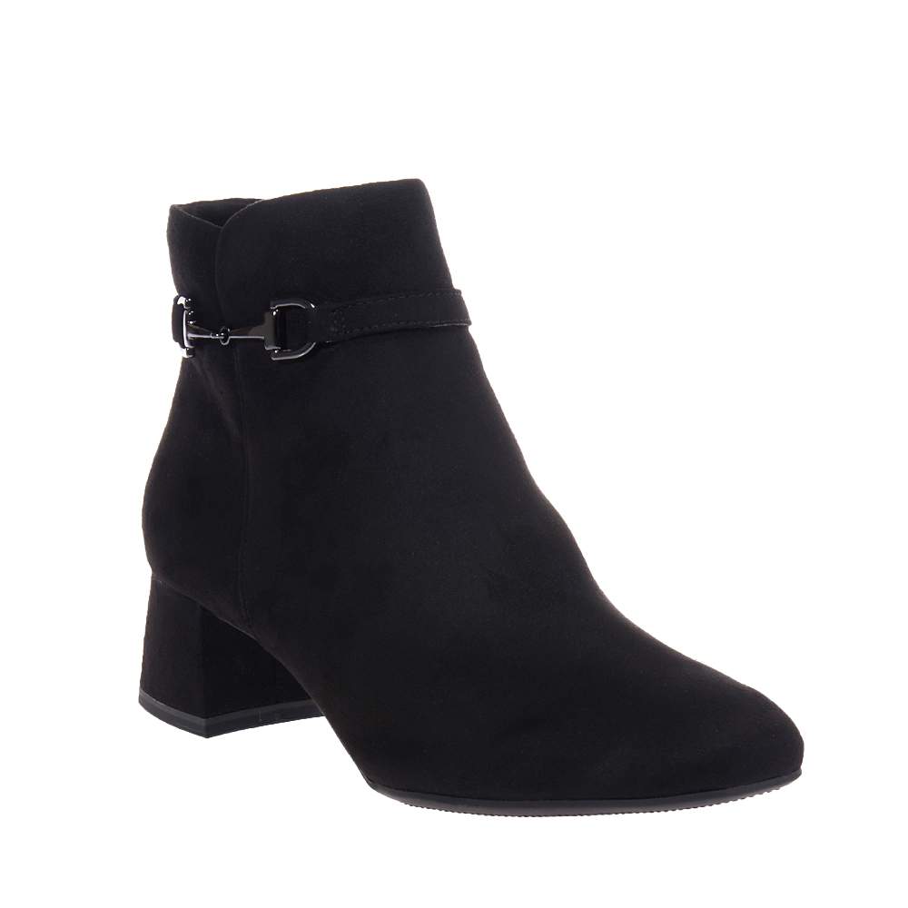 Low boots tamaris deals