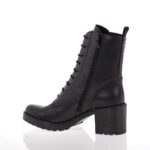 RAGAZZA ΓΥΝΑΙΚΕΙΑ ΔΕΡΜΑΤΙΝΑ ΑΡΒΥΛΑΚΙΑ ΜΑΥΡΑ