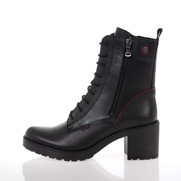 RAGAZZA ΓΥΝΑΙΚΕΙΑ ΔΕΡΜΑΤΙΝΑ ΑΡΒΥΛΑΚΙΑ ΜΑΥΡΑ