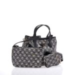 GUESS G WAVE MINI ΓΥΝΑΙΚΕΙΑ ΤΣΑΝΤΑ ΧΕΙΡΟΣ ΜΑΥΡΗ