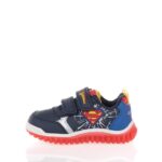 GEOX B LIGHTYLOO ΠΑΙΔΙΚΑ SNEAKERS SUPERMAN ΜΕ ΦΩΤΑΚΙΑ ΜΠΛΕ