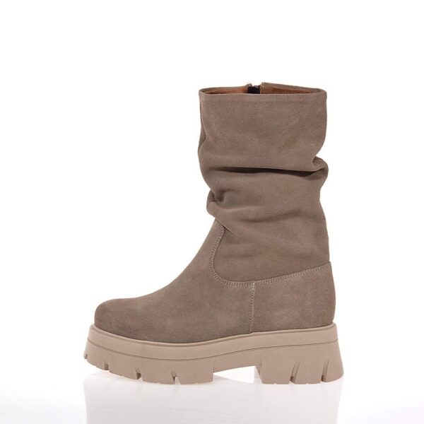 RAGAZZA ΓΥΝΑΙΚΕΙΑ ΔΕΡΜΑΤΙΝΑ ΜΠΟΤΑΚΙΑ ΠΟΥΡΟ