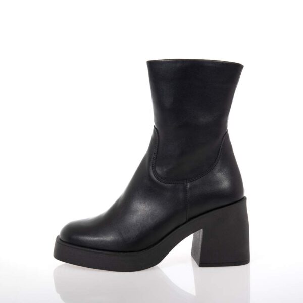 RAGAZZA ΓΥΝΑΙΚΕΙΑ ΜΠΟΤΑΚΙΑ ΜΑΥΡΑ