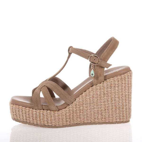 KOMIS AND KOMIS ΓΥΝΑΙΚΕΙΑ ΤΑΜΠΑ ΔΕΡΜΑΤΙΝΑ ΠΕΔΙΛΑ